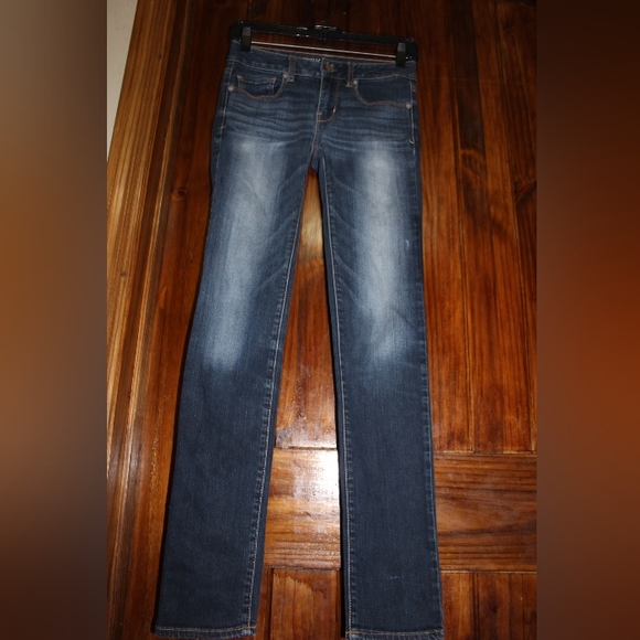 American Eagle Outfitters Medium Wash Skinny Jeans - Picture 8 of 16